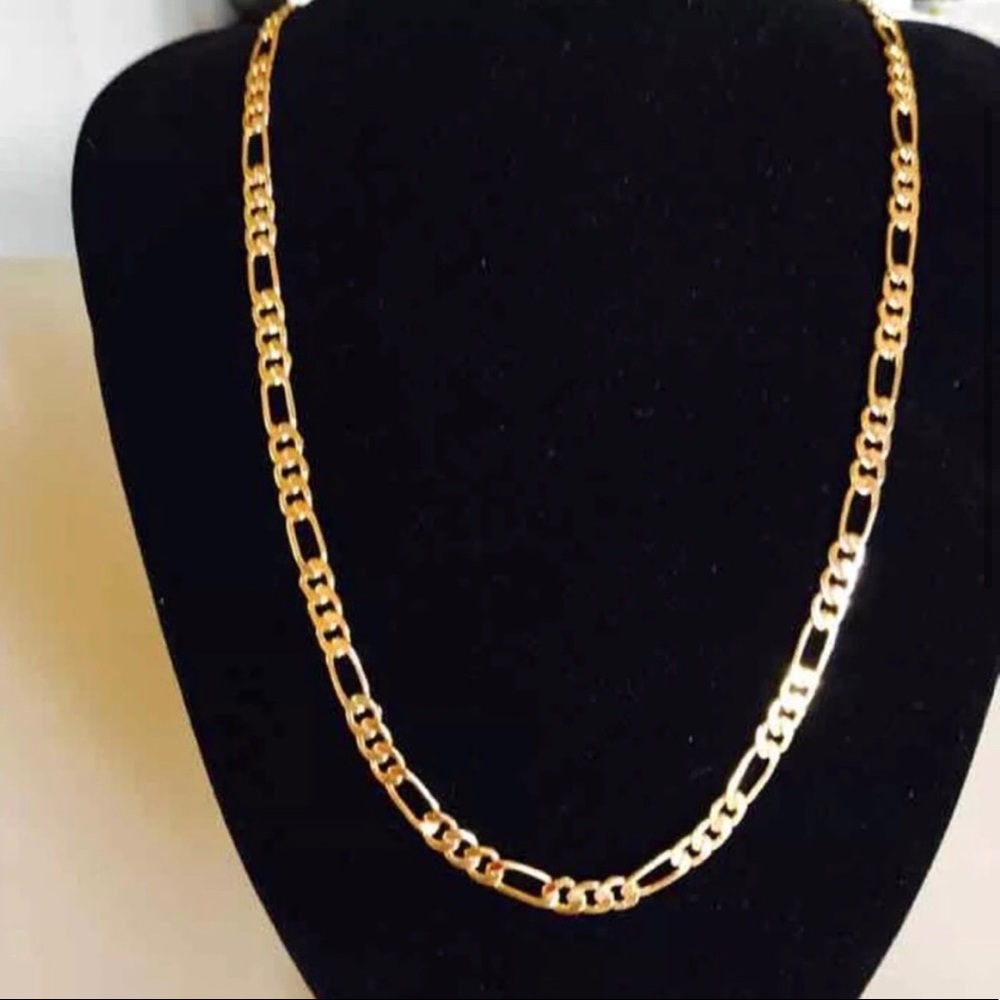New 22” 18k plated Figaro Chain Necklace